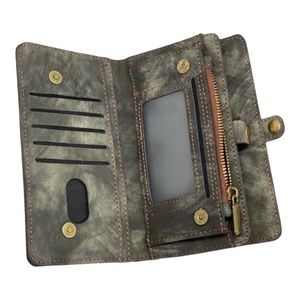 CaseMe Detachable 2-in-1 Magnet Wallet Case - a smart accessory.